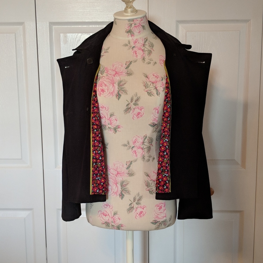 Black Light Jacket - image 3